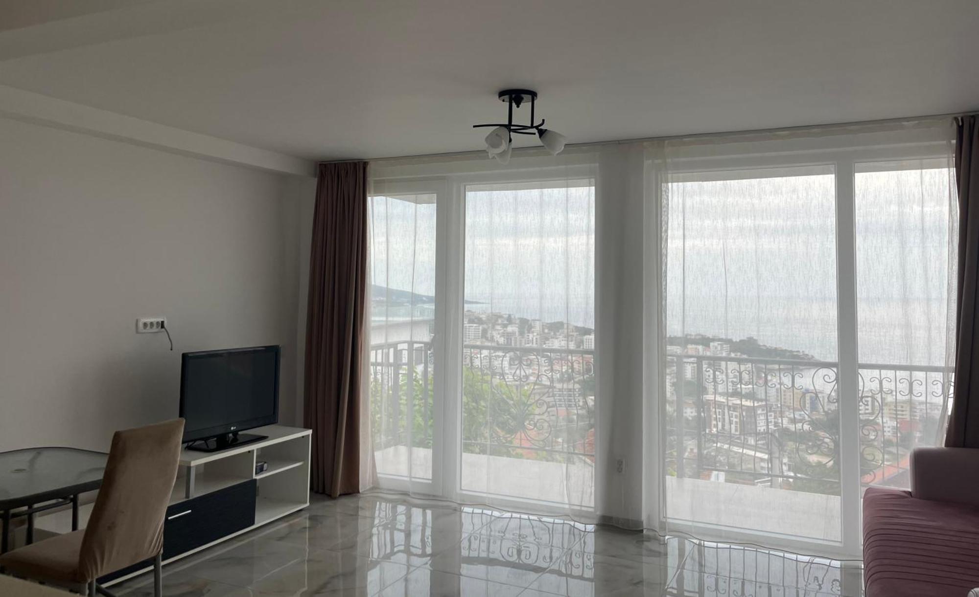 Apartment Light House Добра вода Екстериор снимка